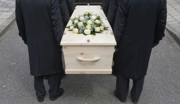 Who chooses not to have a funeral2